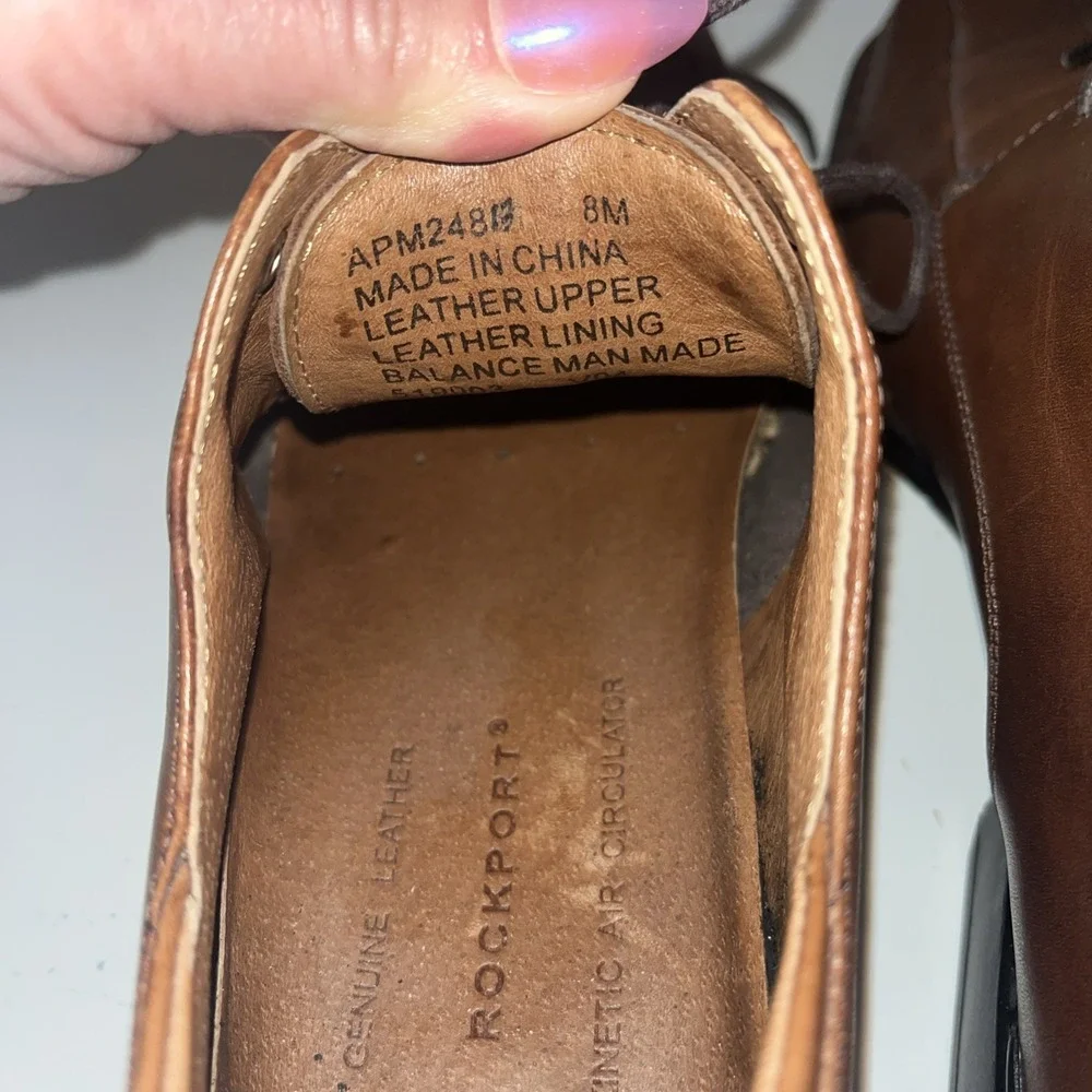 Rockport mens dress shoe brown size 8M  leather upper tie Square Toe‎